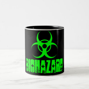 Biohazardsymbol på den gröna kaffemuggen Två-Tonad mugg