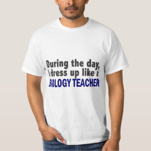 Biologilärare under dagen tee shirt