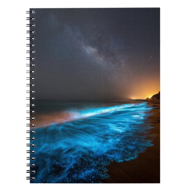 Bioluminescent Vågar under Starry Himmel Photo Anteckningsbok (Framsidan)