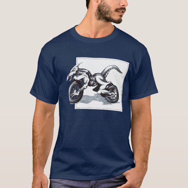 Biomechanical Draconic Trike T Shirt (Framsida)