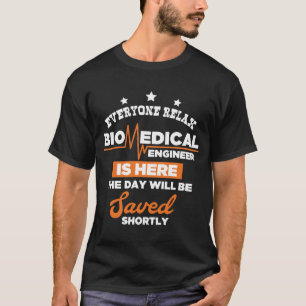 Biomedical som iscensätter gåvor för t shirt