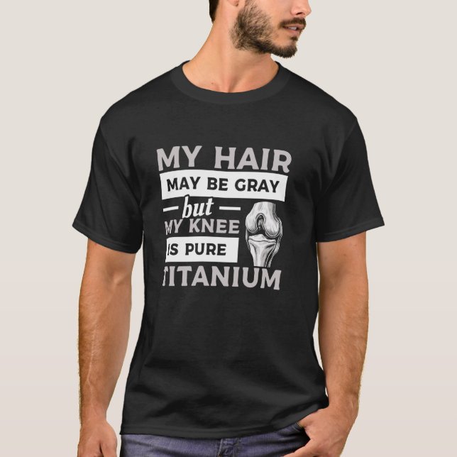 Bionisk knäproteskirurgi Ledåterhämtning Sur T Shirt (Framsida)