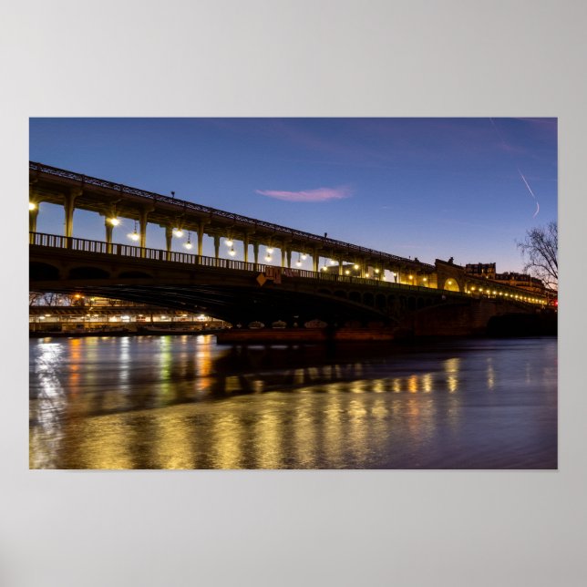Bir-Hakeim-bron vid gryning på vintern - Paris Poster (Framsidan)