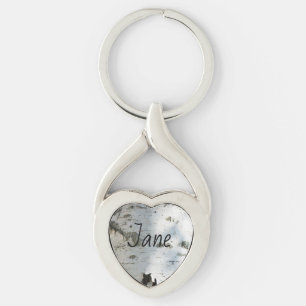 Birch bark mönster twisted heart silverfärgad nyckelring