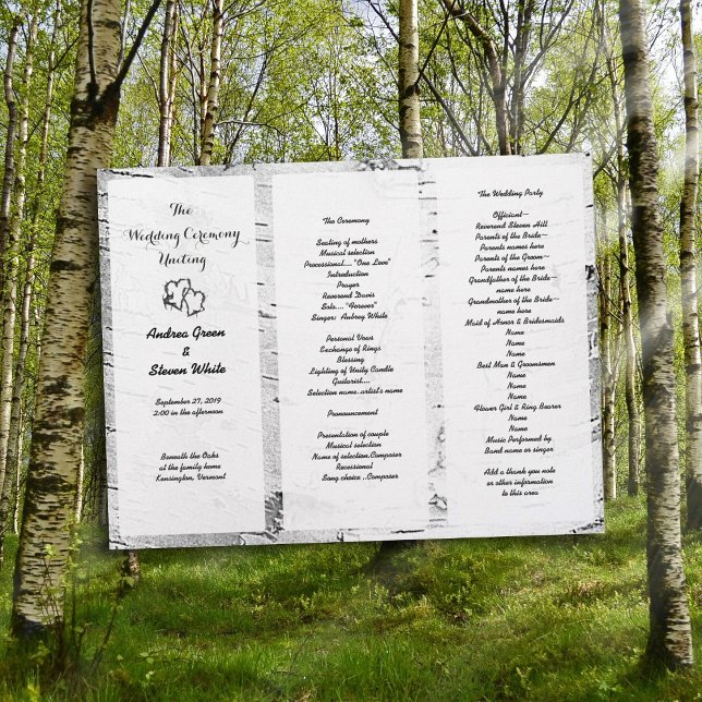 Birch Carved Hearts Bröllop Tri-Fold Program (Skapare uppladdad)