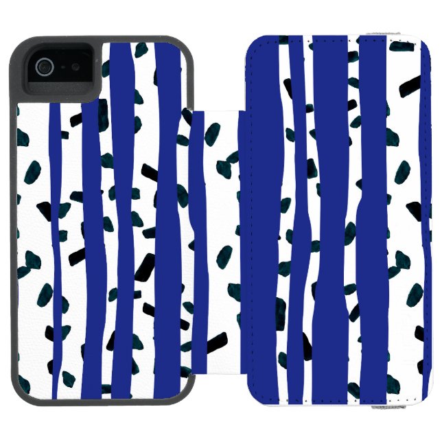 Birch Tree Trunks on Blue Incipio iPhone Wallet Skal (Folio Öppen)