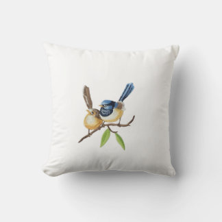 Bird  throw pillows imitating embroidery effects kudde