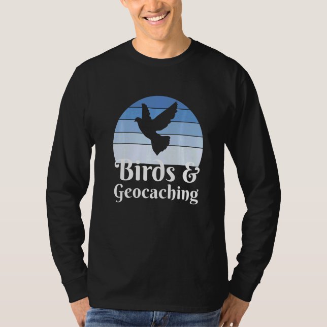 Birds And Geocaching   T Shirt (Framsida)