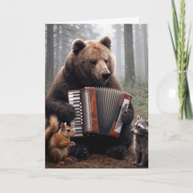 Birthday Bear Playing the Accordion Kort (Framsida)