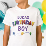 Birthday Boy Balloon Anpassningsbar Kids T-Shirt<br><div class="desc">Fira ditt barns födelsedag med den här vackra personligen t-shirt! Skjortan har en uppsättning ballong brev som stavar ut "födelsedag" i ljusa färger och ljusa ballonger. Du kan lägga till ditt barns namn. Arbetar även för en födelsetalflicka</div>