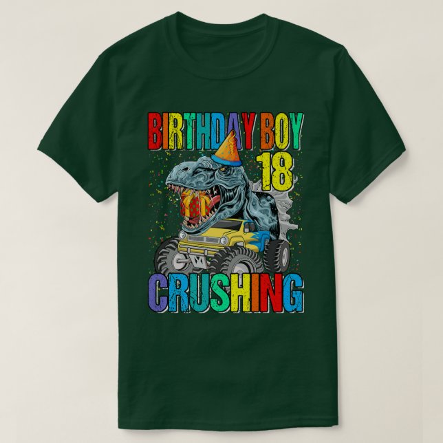 Birthday Boy Crushing 18 Monster Lastbil Dinosaur T Shirt (Design framsida)