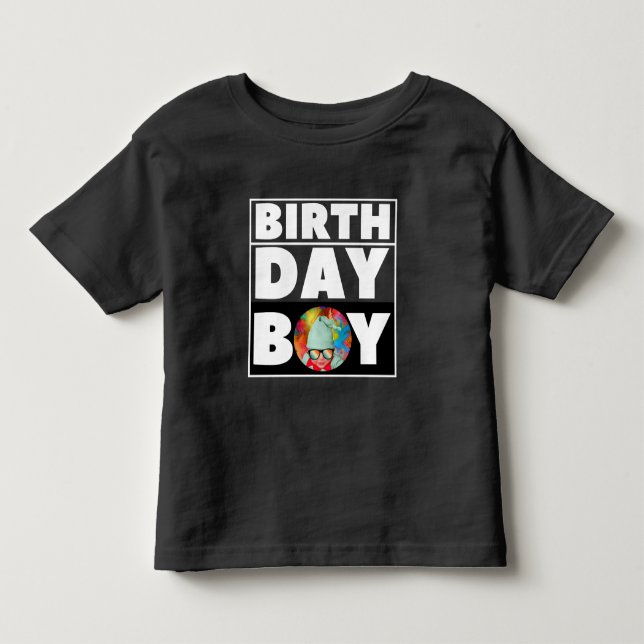 BIRTHDAY BOY PARTY FIRANDE ANPASSADE T SHIRT (Framsida)