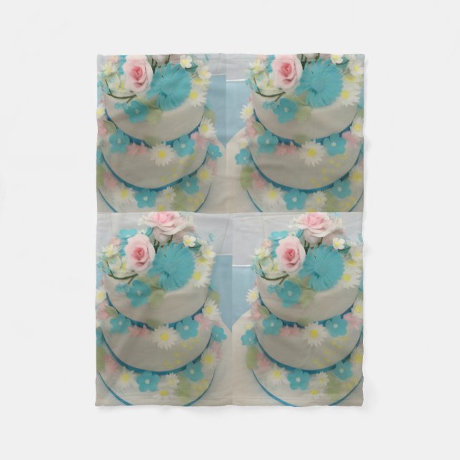 Birthday cake fleece blanket  (Framsidan)