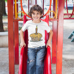 Birthday Cuptårta T-Shirt<br><div class="desc">En födelsedagskaka med ett enda ljus. Den här designen ser ut att vara i verkligen med Boys T-Shirt</div>
