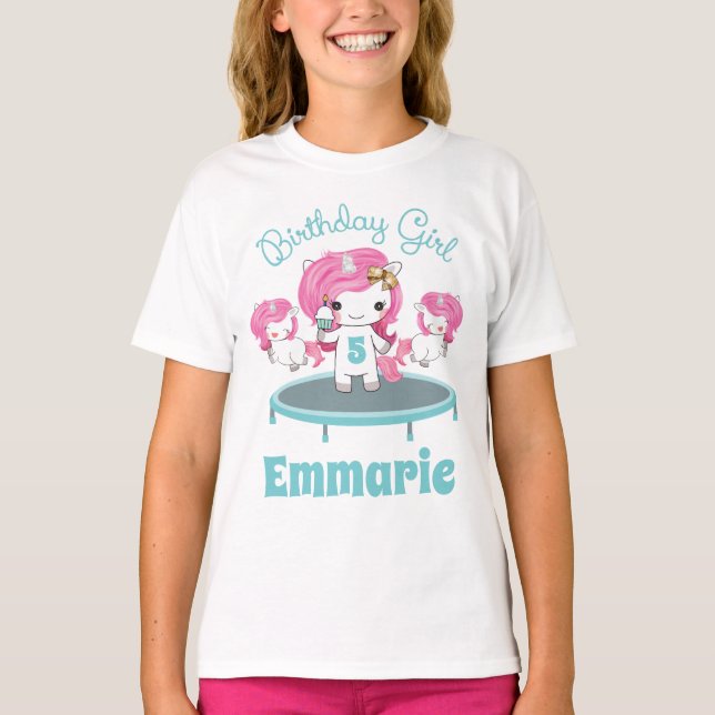 Birthday Girl Shirt Unicorn Trampoline Party T Shirt (Framsida)