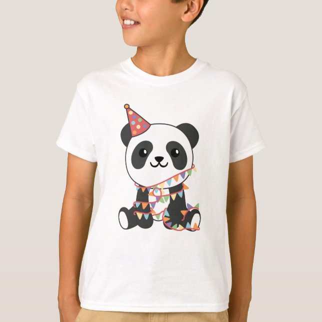 Birthday Panda För barn A Birthday T-Shirt (Framsida)