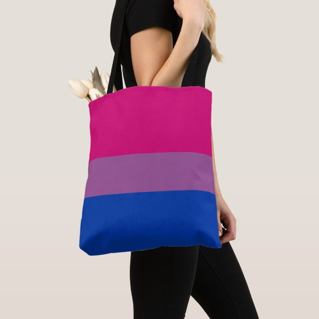 Bisexuell stolthetsflagga tygkasse (Närbild)