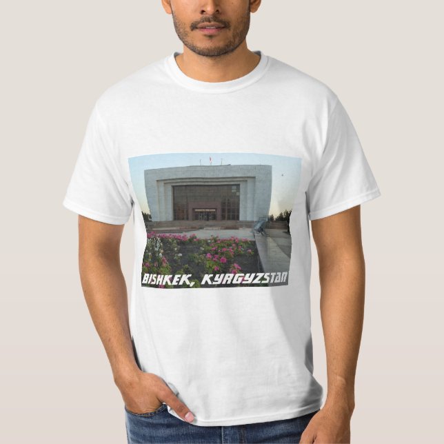 Bishkek statligt historiemuseum - Kirgizistan T-shirt (Framsida)