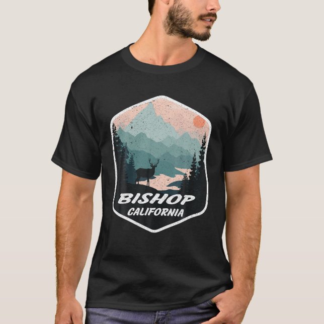 Bishop California CA Mountains Hike Hiking Souveni T Shirt (Framsida)