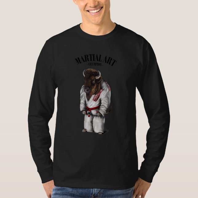Bison Bull Judo Karate Master in White Judogi T Shirt (Framsida)