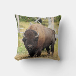 Bison Bull Throw Pillow Kudde
