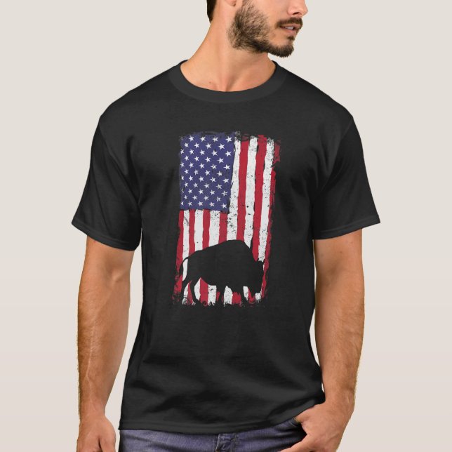 Bison Hunting Hunter US American Flagga Bison T Shirt (Framsida)
