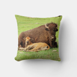 Bison Mor och Calf Dekorativ kudde