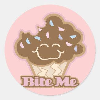 bita mig chokladmuffin runt klistermärke
