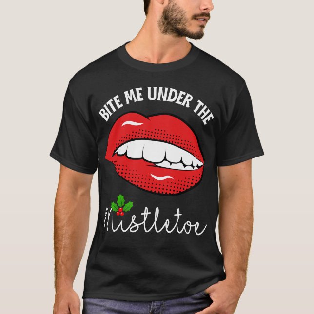 Bita mig under mistletoe ful julsötare t shirt (Framsida)