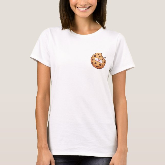 Bitten Chocolate Chip Cookie with Cute Heart T Shirt (Framsida)