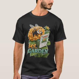 Biv i trädgården Rolig humla blomma T Shirt