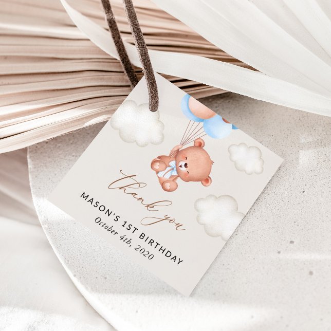 Björn baby, blå ballonger, första födelsedag gåvor etiketter (Skapare uppladdad)