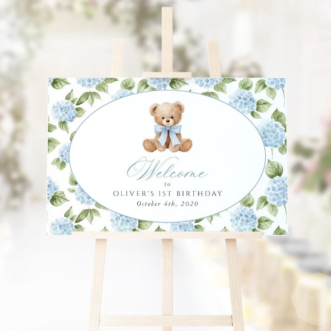 Björn, Båge, Blå Blommor, Första Födelsedags Hälsn Poster (Skapare uppladdad)