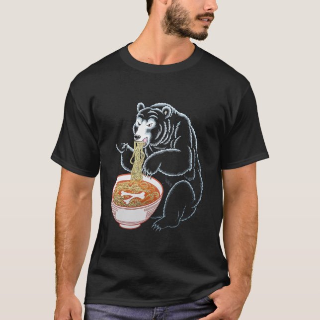 Björn Djur Äter Nudlar T Shirt (Framsida)