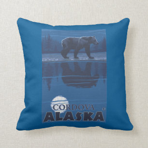 Björn i månsken - Cordova, Alaska Kudde