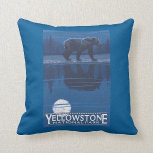 Björn i månsken - Yellowstone nationalpark Kudde