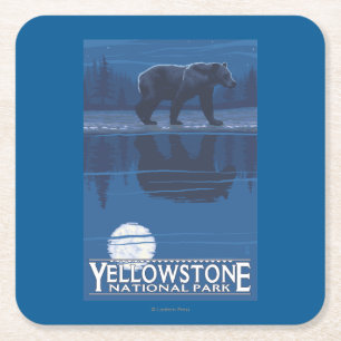 Björn i månsken - Yellowstone nationalpark Underlägg Papper Kvadrat