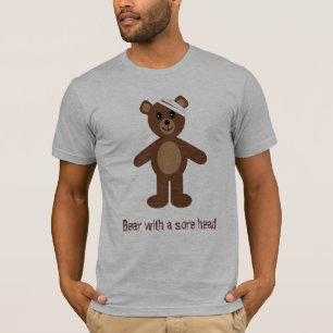 Björn med ett öm huvud tee