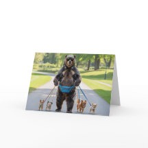 Björn som går Promenad med Hund Kort