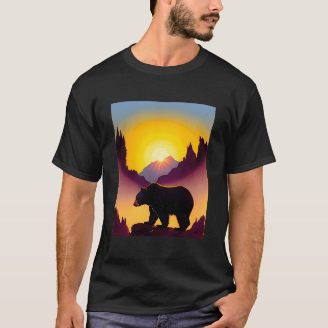 Björn som njuter av t shirt (Framsida)