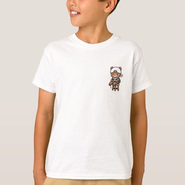 Björn som sitter på träpall barn t shirt (Framsida)