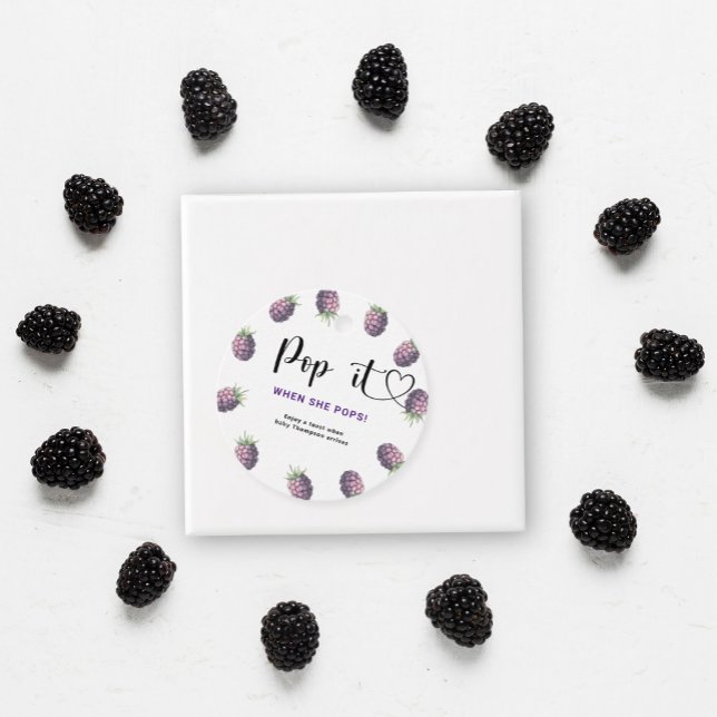 Björnbär, när hon poppar gåvor etiketter (Skapare uppladdad)