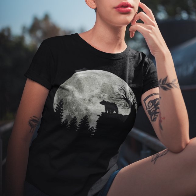 Björställ på bergsklädskan Halloween Måne T Shirt (Skapare uppladdad)