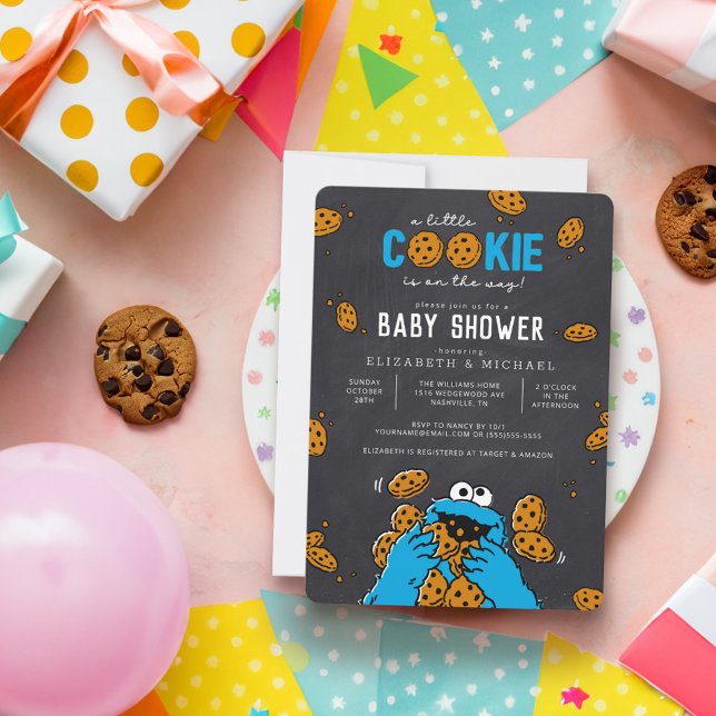 Bjud i Cookie Monster Chalkboard Baby Shower-inbju Inbjudningar (Card on table)