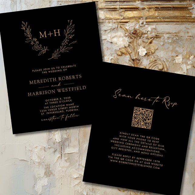 Bjud in Monogram-utandningslasbröllop (Budget Elegant Monogram Wreath QR Code Gold on Black Wedding Invitation)