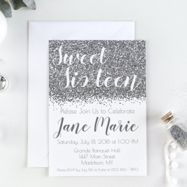 Bjud på födelsedagen i silver Glitter Sweet sixtee Inbjudningar (Skapare uppladdad)