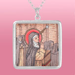 Bl. Imelda Lambertinis Miracle (Detail; VVP 010) Silverpläterat Halsband<br><div class="desc">Born i en ädel familj av Bologna, Italien, Blsed Imelda Lambertini (1322-1333) var ett precociöst religiösa barn ägnat åt St Agnes of Roma, Mary, Queen of Heaven och Heligan Eucharist. Vid fem års ålder byggde hon ett andningsorgan i sitt hem. Vid nio års ålder gick hon in i en Dominikanska...</div>