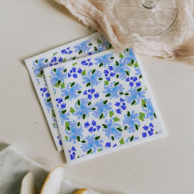 Blå akvarell blomsterträdgård pappersservett (Blue watercolor floral garden paper party napkins.)