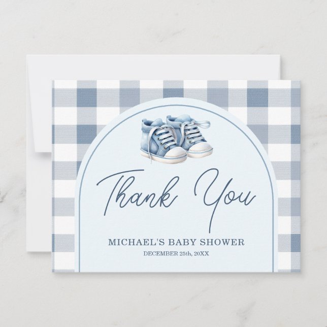 Blå babyskor Gingham pojkmössa Baby Shower Tack Kort (Framsida)