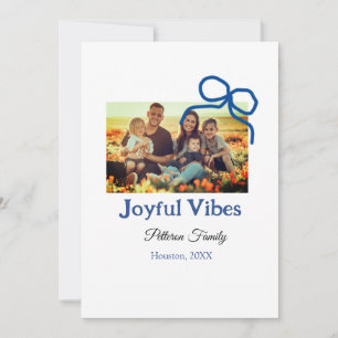 Blå båge glada vibbar lägg till familjen namn foto inbjudningar